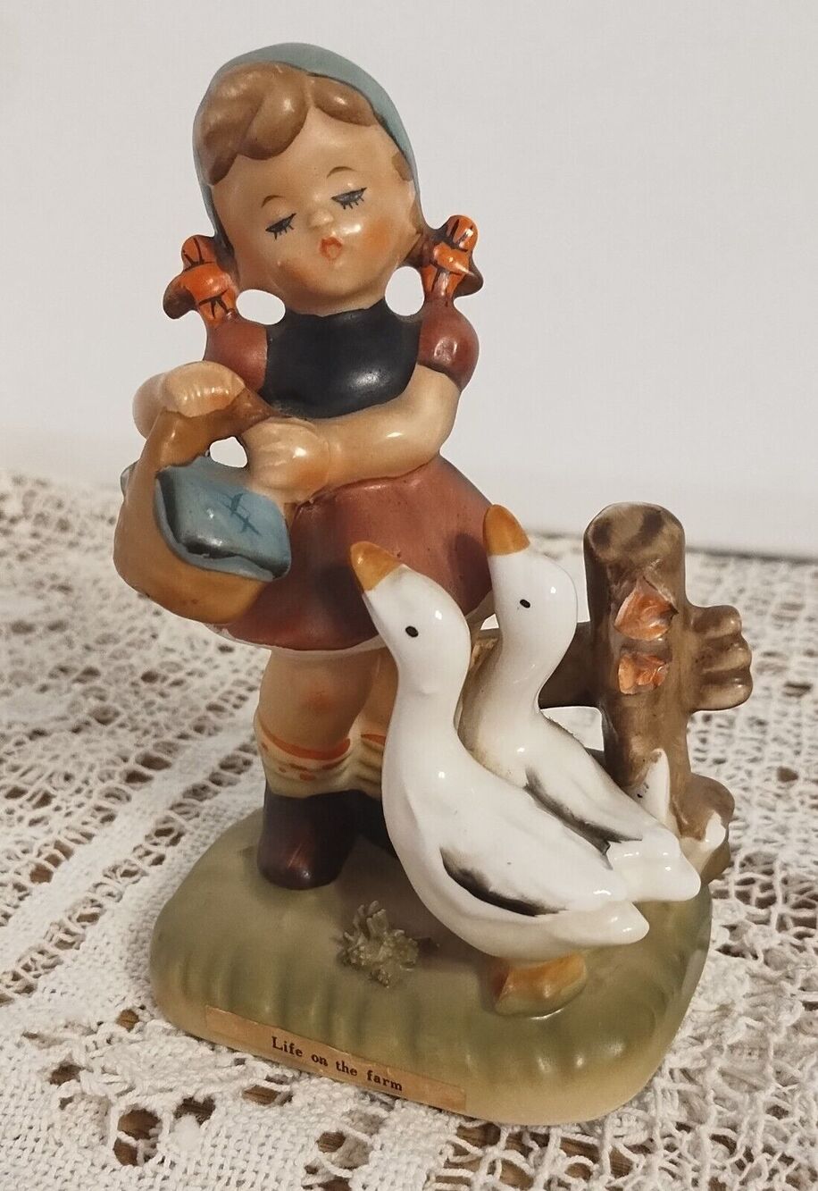 Erich Stauffer Figurine "Life on the Farm" U8394